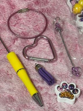 Keychain & Pen Bead Making Accessory Kit Huntrix Themed